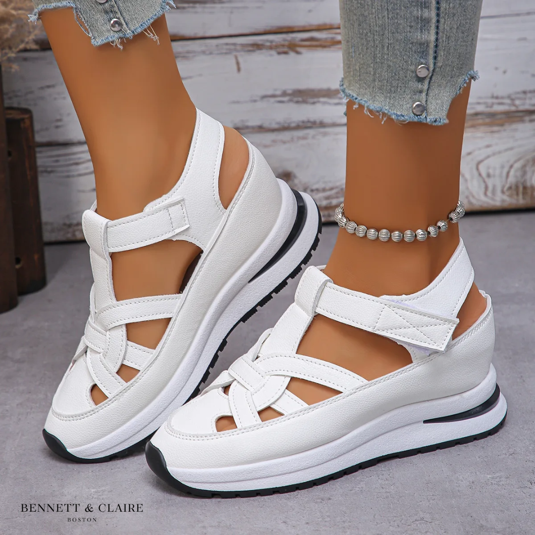 White / 13 US (43 EU)