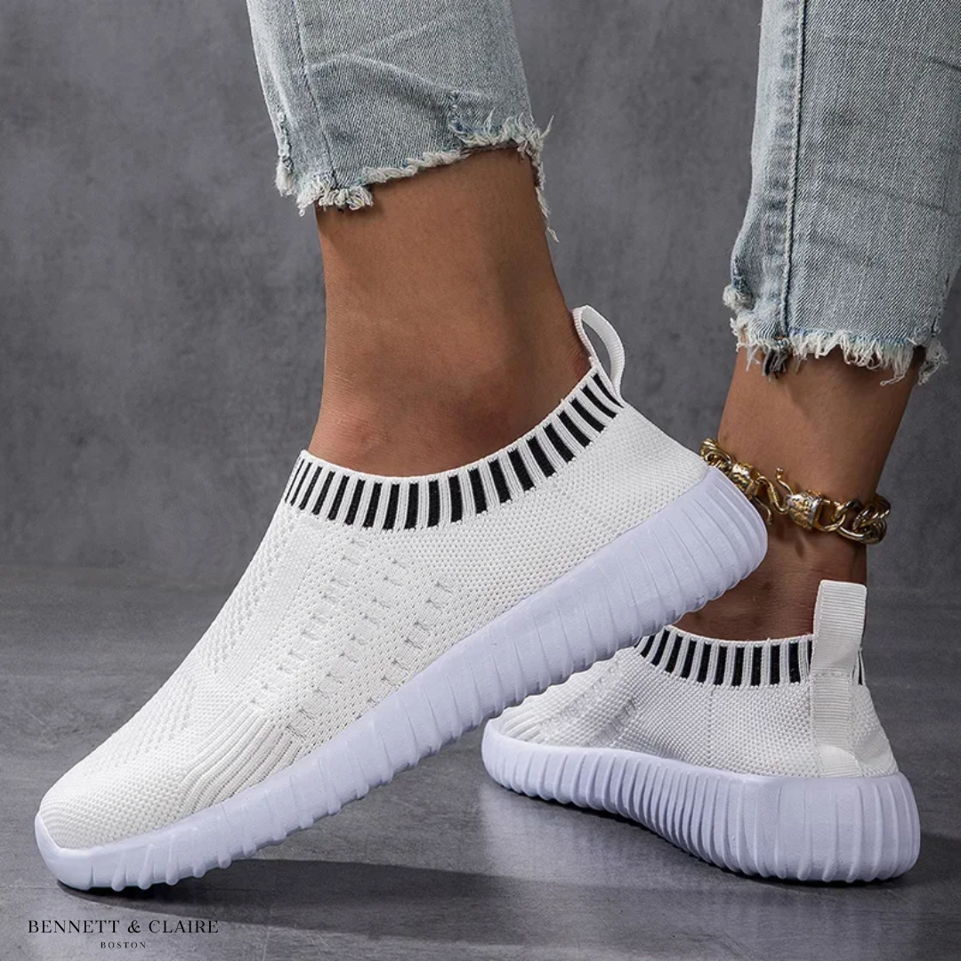 White / 13 US (43 EU)