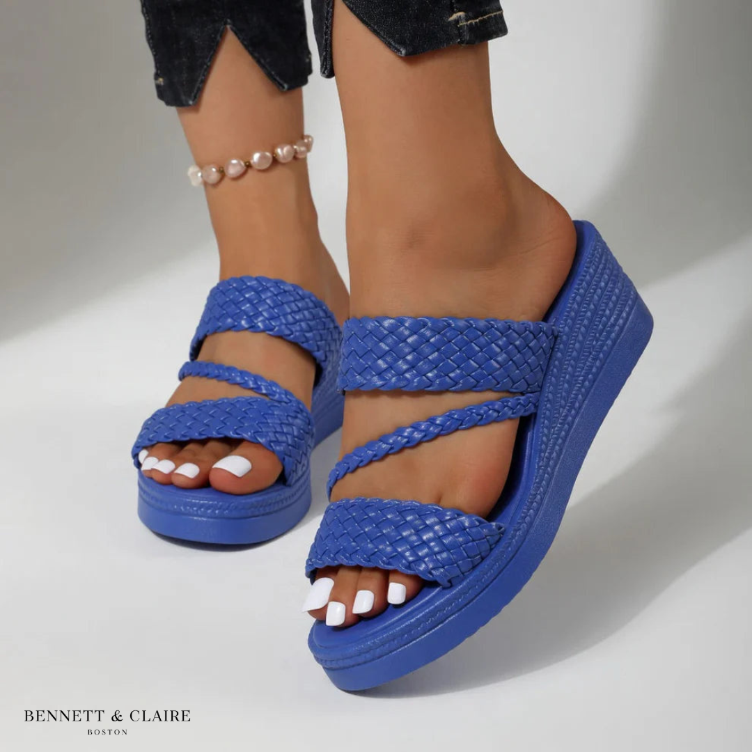 Blue / 12 US (42 EU)