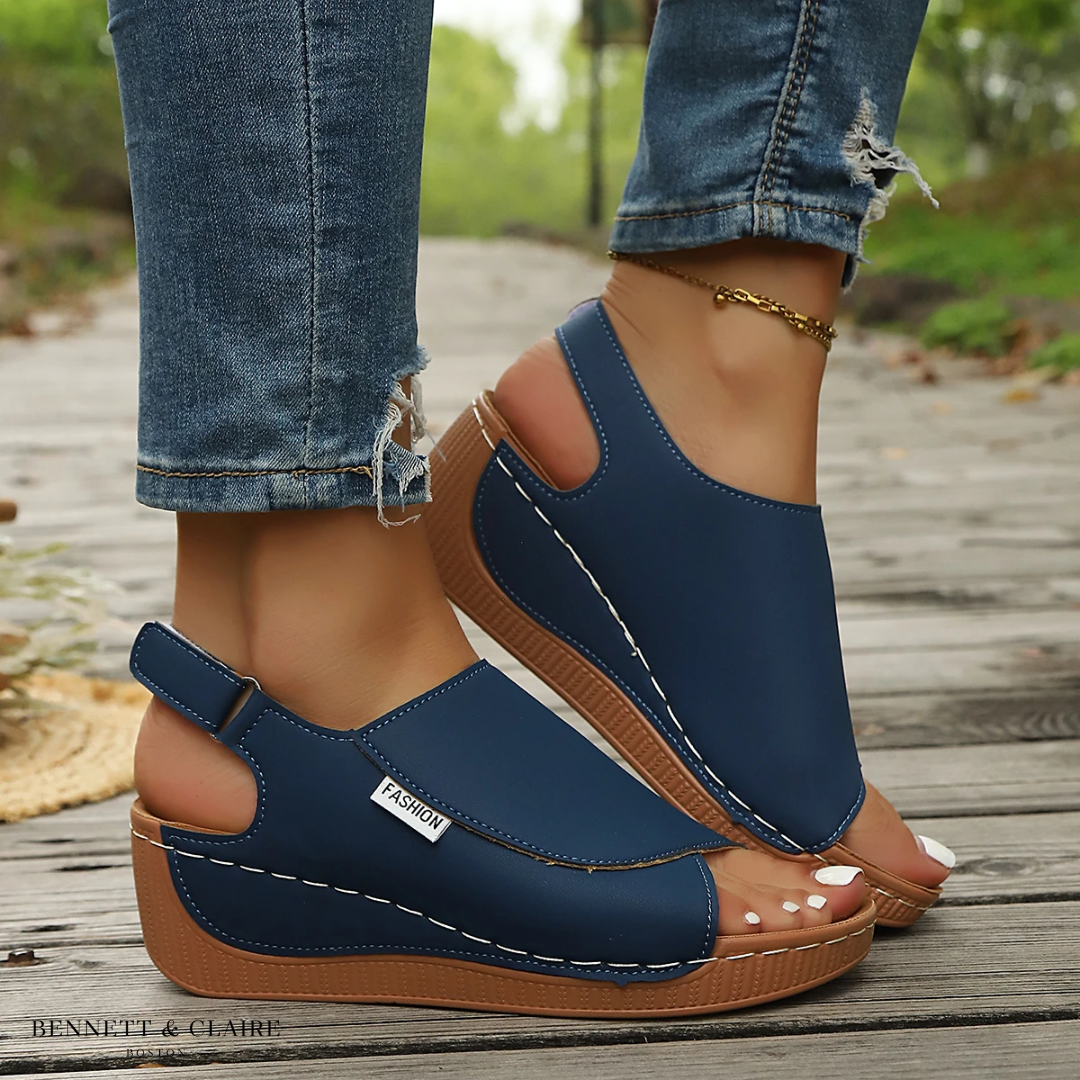 Blue / 13 US (43 EU)