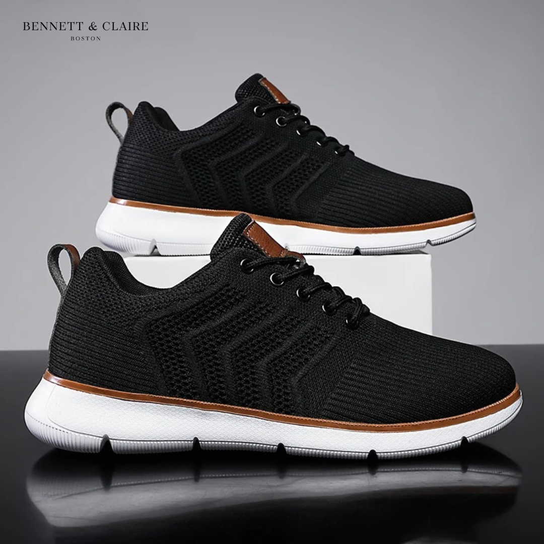 Black - White / 15 US(48 EU)