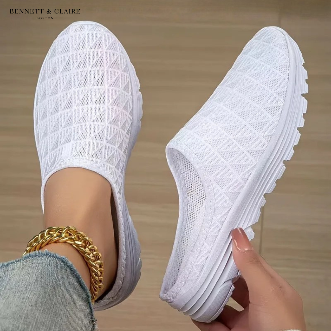 White / 13 US (43 EU)