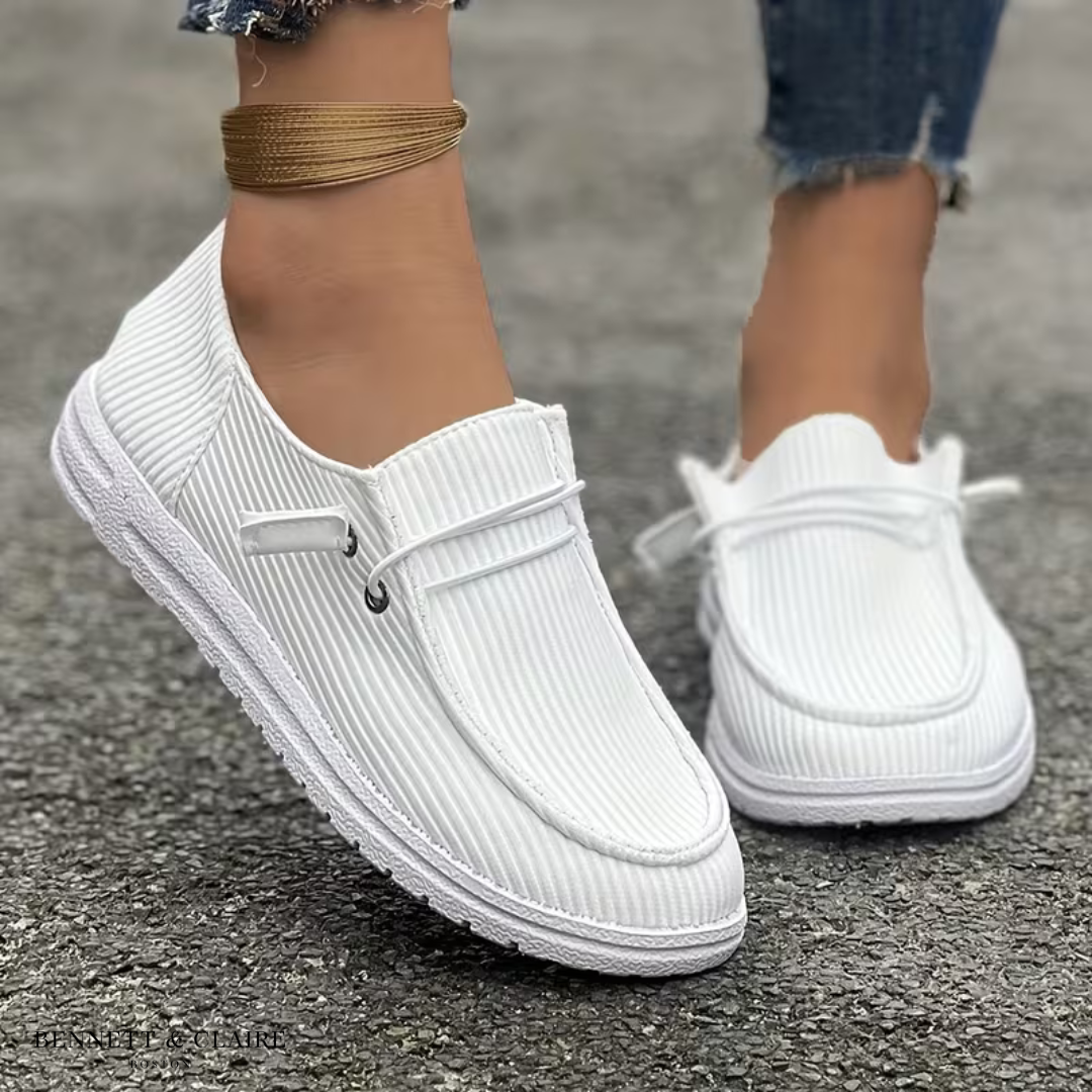 White / 13 US (43 EU)