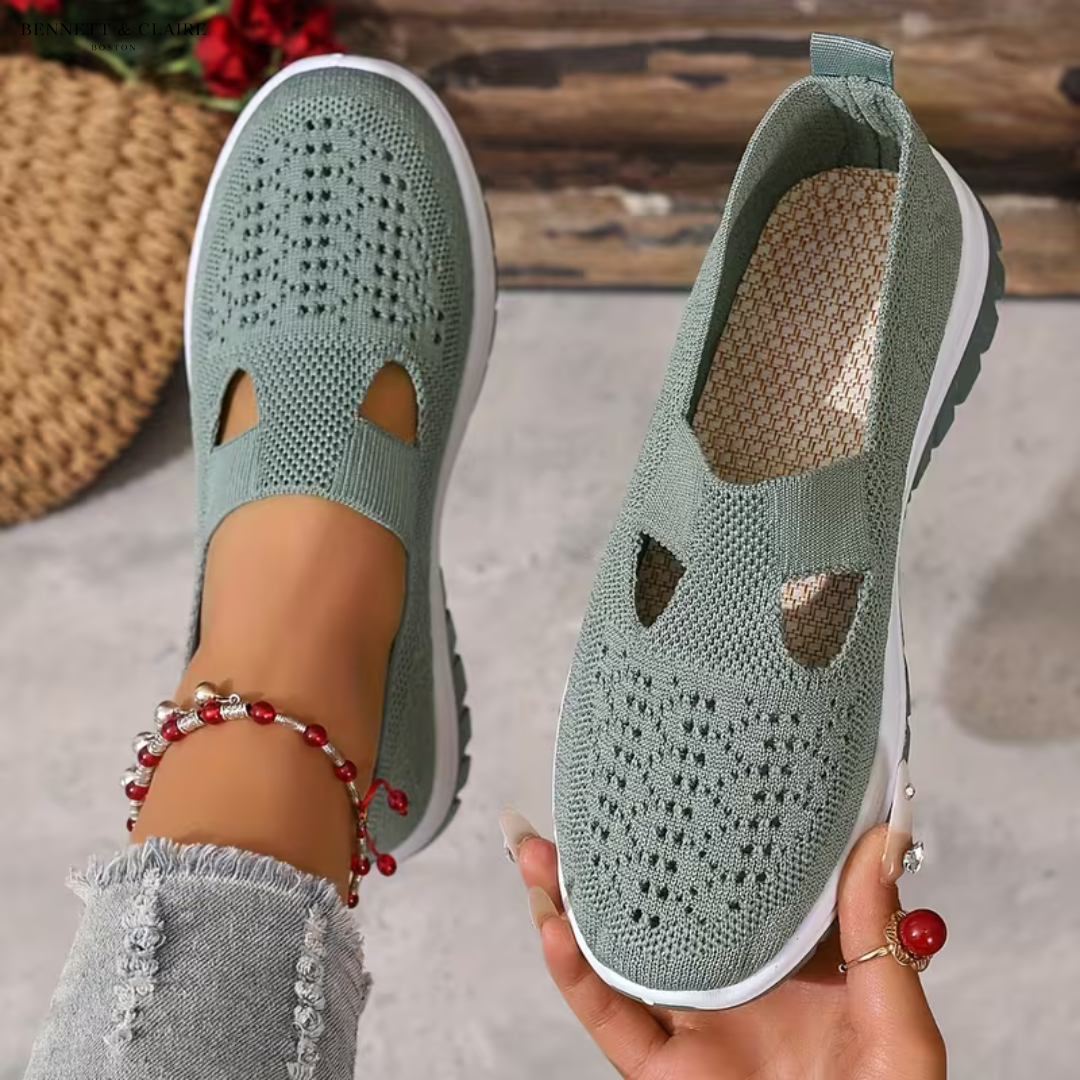 Green / 13 US (43 EU)